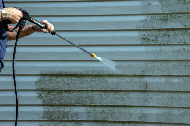 Best Pool Deck Cleaning  in Garfield, NJ